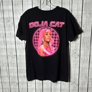 Doja cat black short sleeve  graphic tee size medium